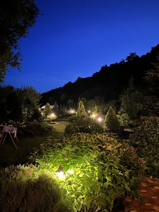 Будинок, с.Лука, поруч Білогородка, Бобриця, Музиці