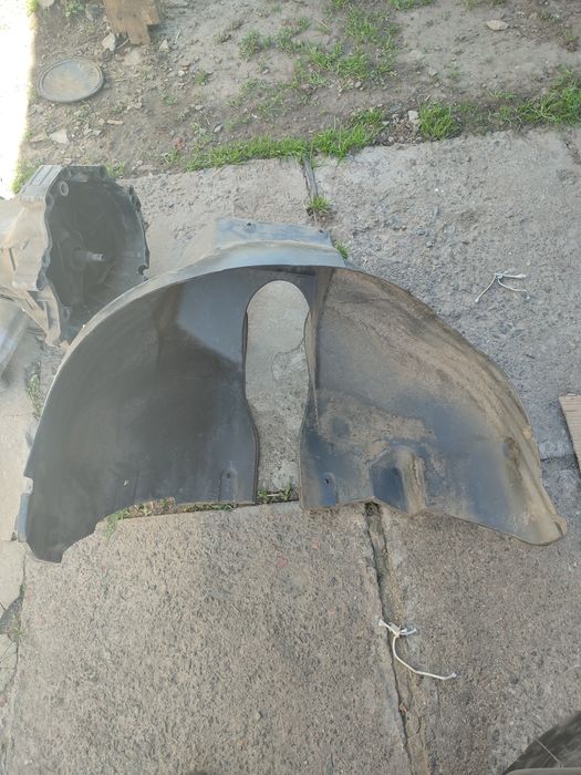 Підкрилок, підкрильникі АУДІ А4В5 1996 рік задній лівий,правий