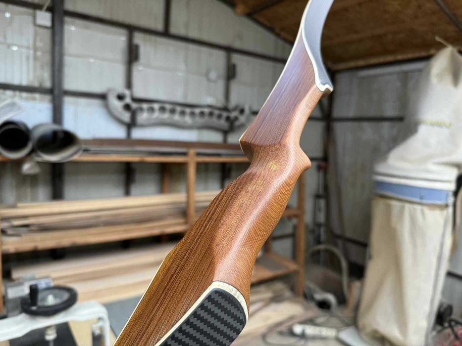 Arco Tradicional longbow