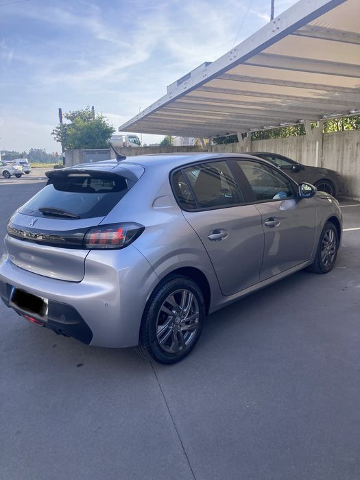 Peugeot 208 1.2 gasolina