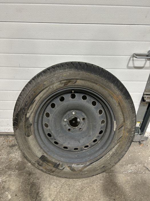 Dodge Ram kolo zapasowe 20 cali