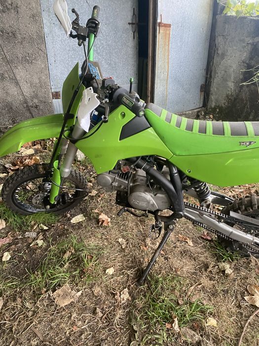 Apollo RFZ 125cc pitbike