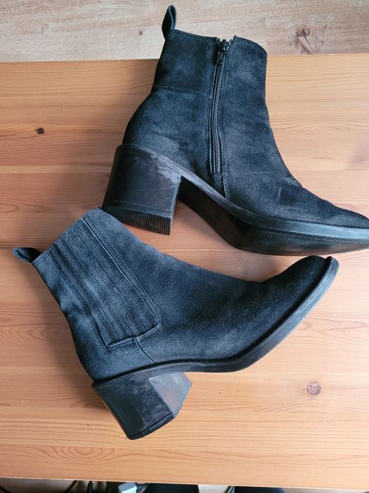 Zamszowe botki damskie Ryłko