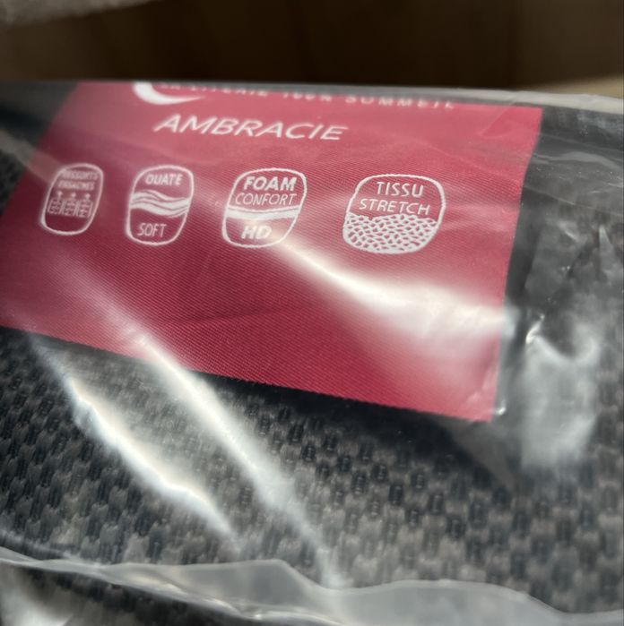 Vendo estrutura de cama + colchão 1,60*2,00