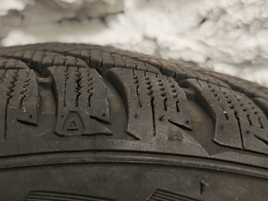 Komplet 4 zimowych opon Nexen WINGUARD SNOW'G WH2 205/60 R16 92 H