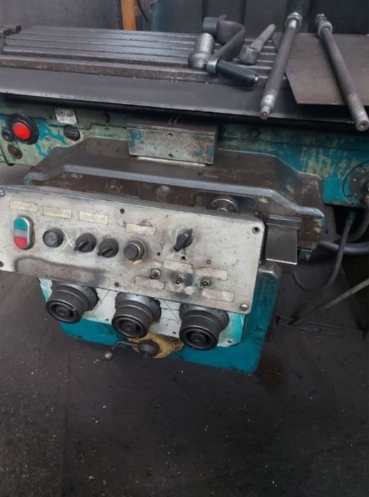 Продам фрезерний верстат FSS 315, та фрезерний верстат WF400