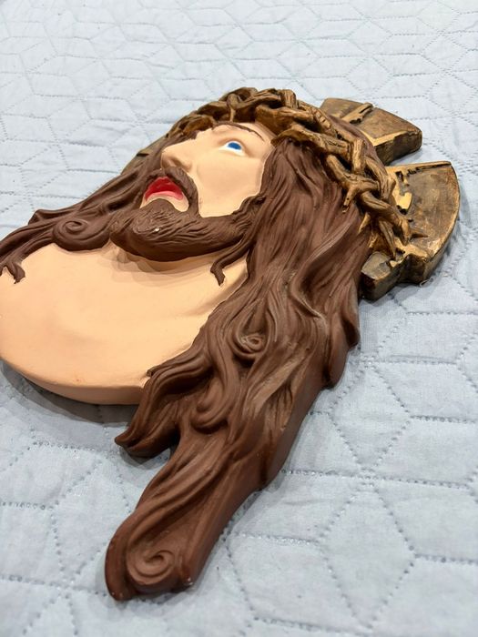 Jesus em gesso.    .