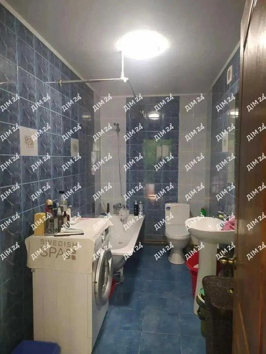Затишна частина будинку в селі Степне Полтавського району