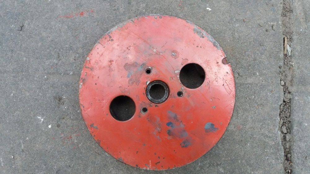 Маховик лодочного мотора ВИХРЬ.