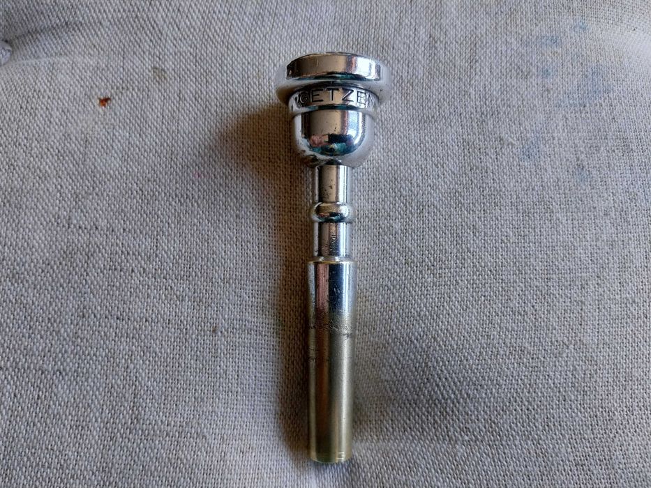 Bocal trompete Getzen Deluxe M (portes desde3.51€)