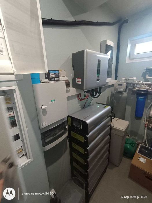 Монтаж, підключення інверторів, дбж, АКБ