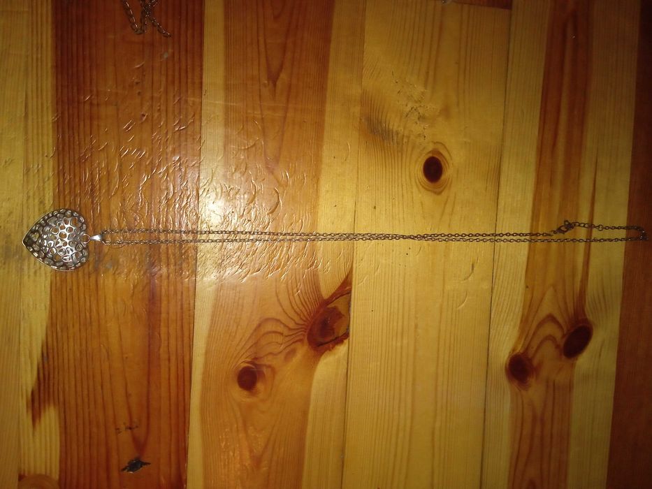 Wisiorek ażurowe serce kolor srebrny