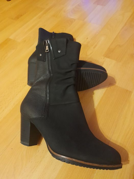 Чоботи tamaris шкіряні