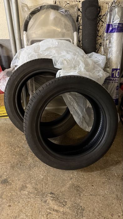 Conjunto 2x pneus pirelli 235/45 R17