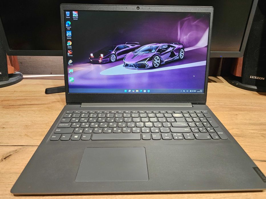 Ноутбук Lenovo V15-IIL/15.6 FHD /Intel core i5-1035g1/8 ГБ DDR4/128 ГБ SSD/Акум 4-5 годин
