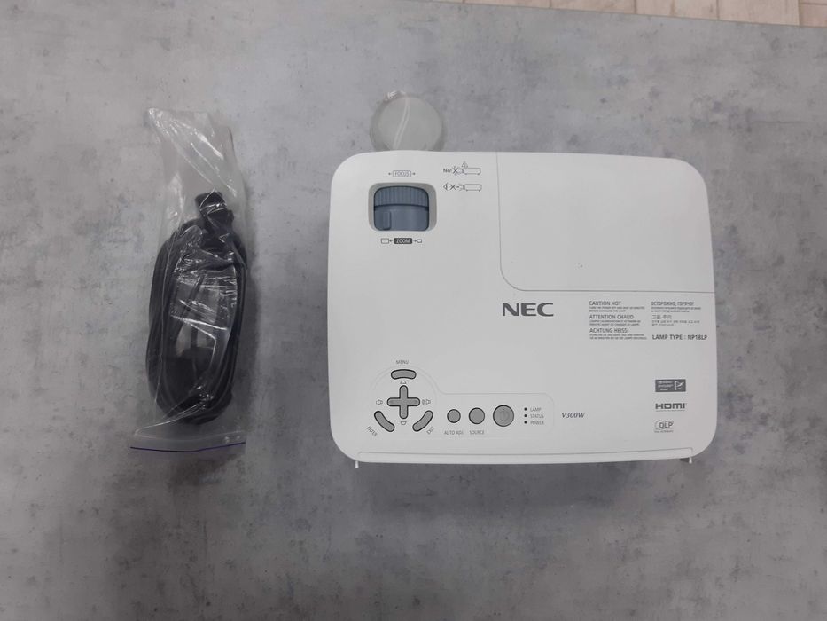 Продам проектор NEC V300W  с HDMA рабочий ресурс 65% з підтримкою 3D