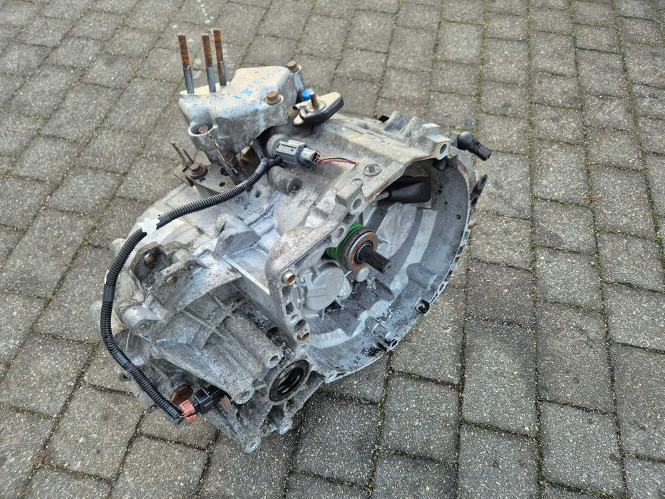 volvo v40 s40 mitsubishi space star 1.9 di skrzynia biegów