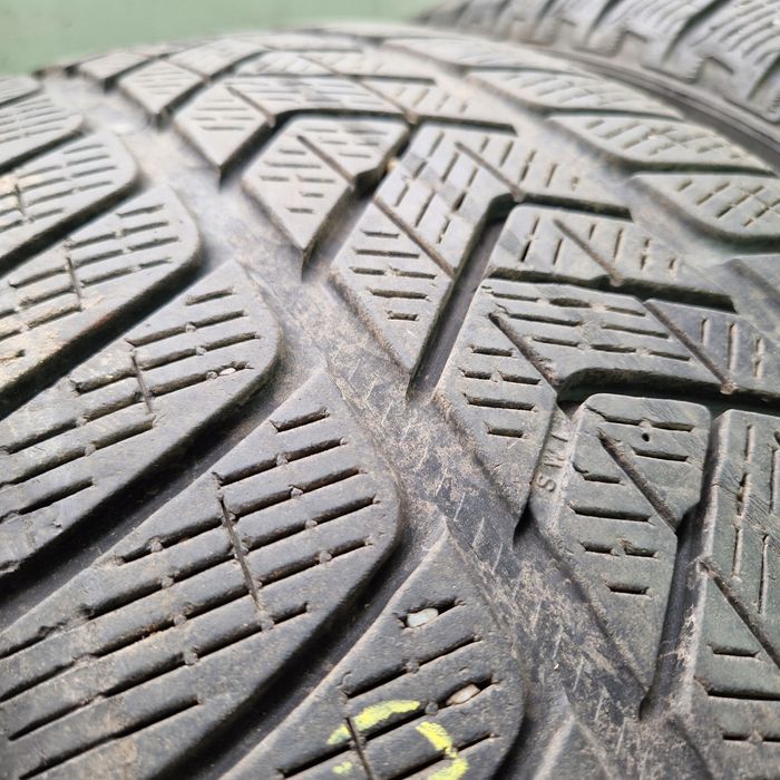 pirelli scorpion winter 235/60r18 107h 6,5mm 4x