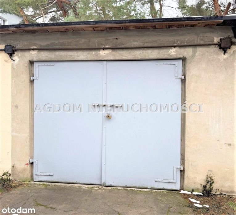 Garaż murowany z kanałem ul. Wieniecka