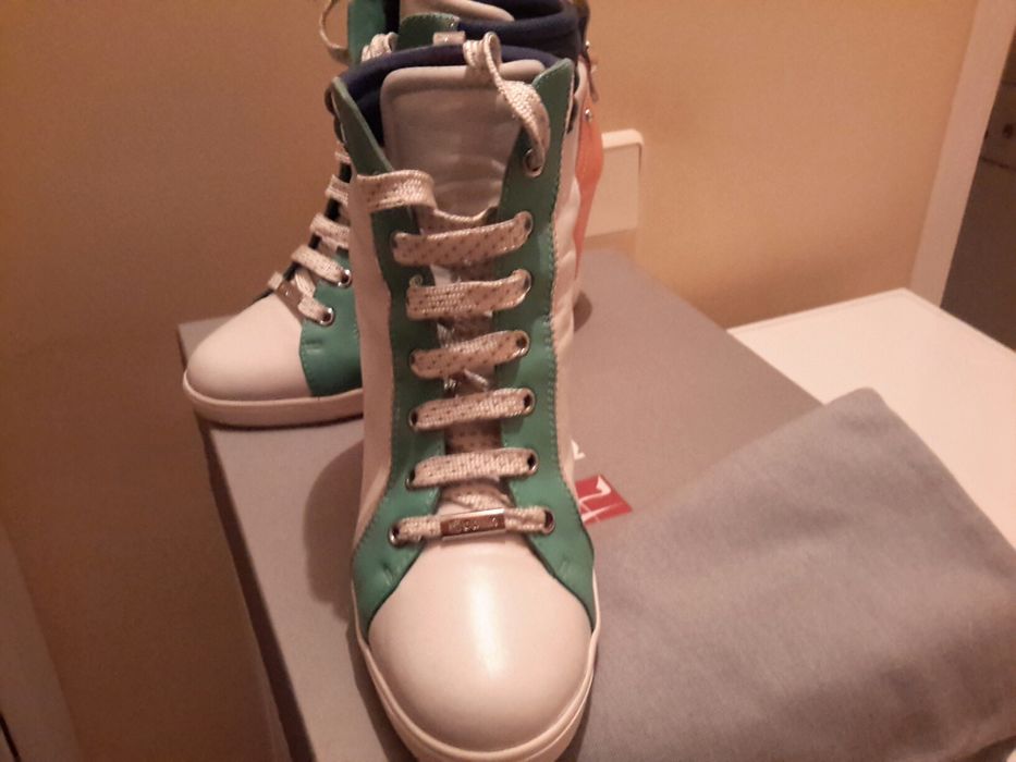 оригинальные  ботинки  фирмы ballin ,baldinini Италия