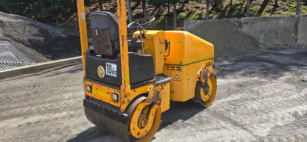 walec drogowy ABG 2tonowy wibracja na dwa bębny