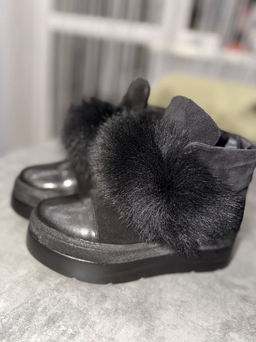 Жіночі зимові уггі/черевики з натуральним хутром