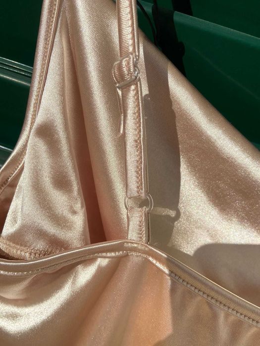 vestido bege/rosado NOVO