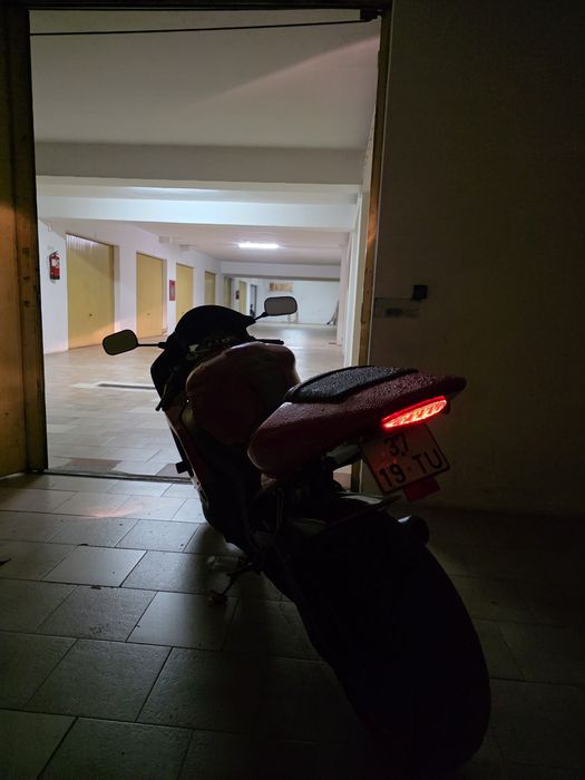 Yamaha R1 2002 SC PROJECT