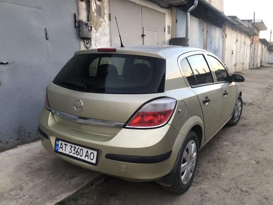 Opel Astra H.  1.6gas/benz