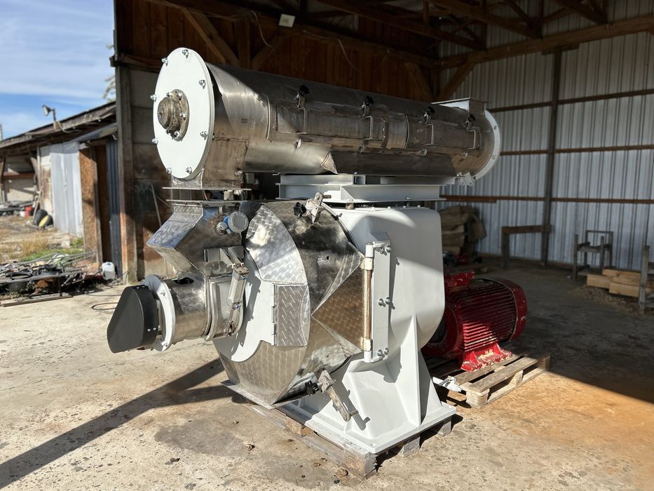 Sprout Matador M12 – granulator do pasz i peletu drzewnego – po remoncie