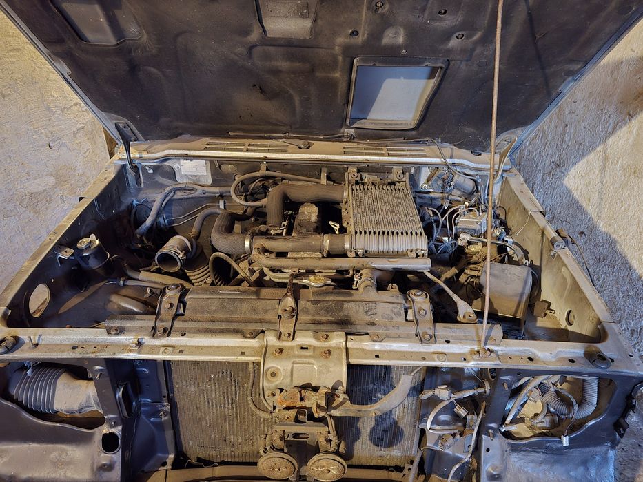 Mitsubishi Pajero v47  2.8 TDI części