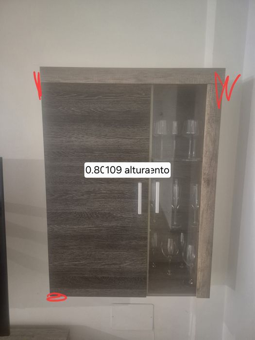 Movel com porta em vidro