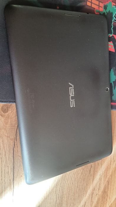 Планшет Asus не робочий