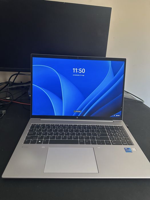 Laptop HP ZBook Firefly 16 G9 – i7 12 gen / 32 GB RAM / NVIDIA T550 / SSD 512 GB
