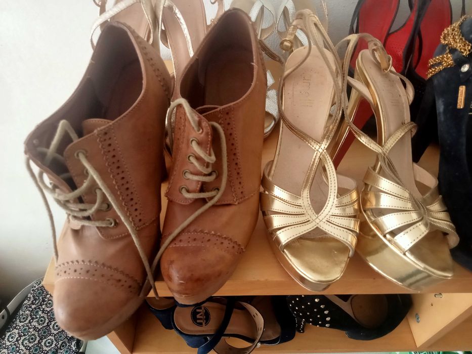 Sapatos vários modelos