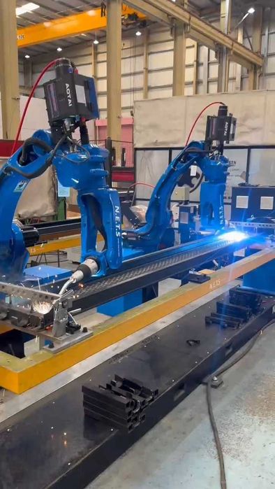 Zrobotyzowane stanowisko do spawania MIG AKTONA – kompaktowy robot