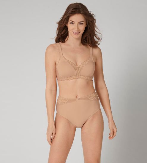 Розкішний невидимий бюстгалтер мінімайзер Triumph modern Lace cotton
