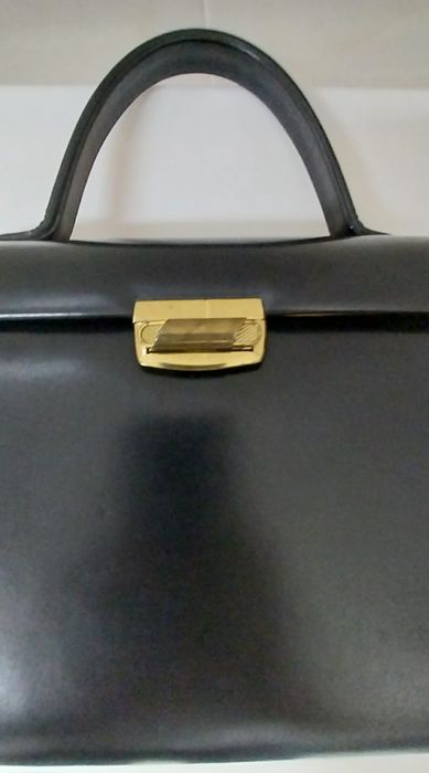 Mala de senhora vintage em couro