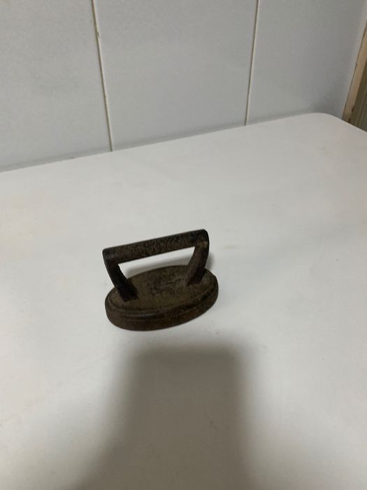 Antiguidades, peças decorativas em óptimo estado.