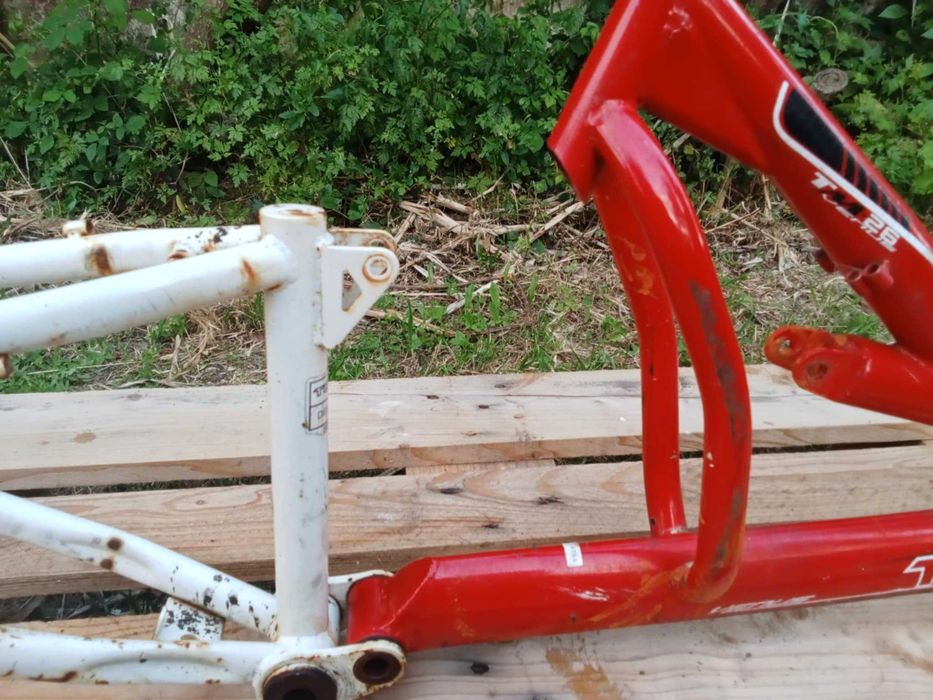 Bicicletas 2 Quadros de BTT