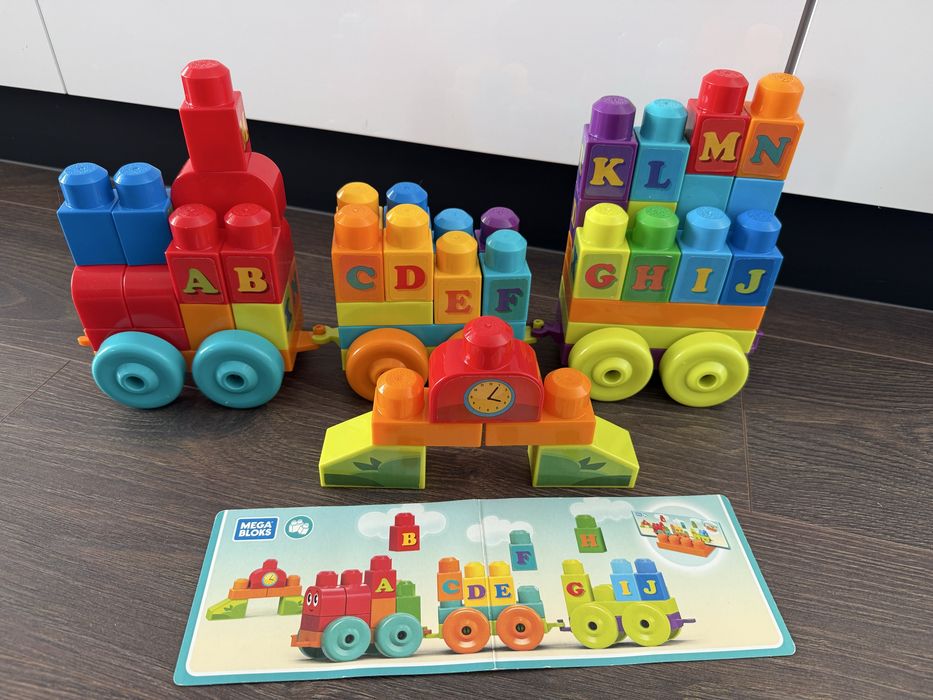 ABC Train Mega Blocks488886344289495040