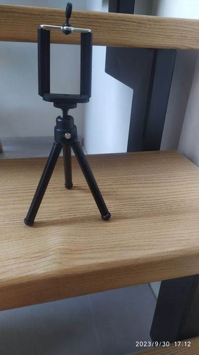 Штатив для смартфона