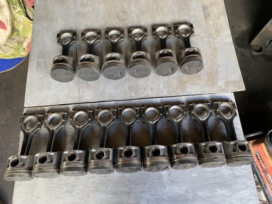 Поршень шатун Mercedes 124 202 210 ом 601 602 603 604 605 606 612