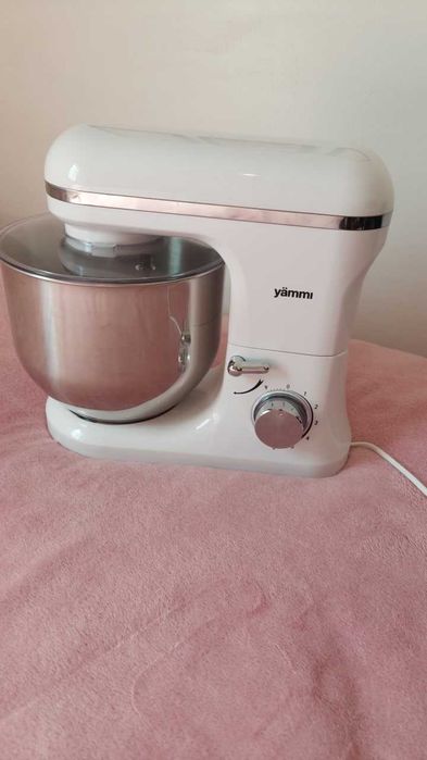 Batedeira Yammi NOVA