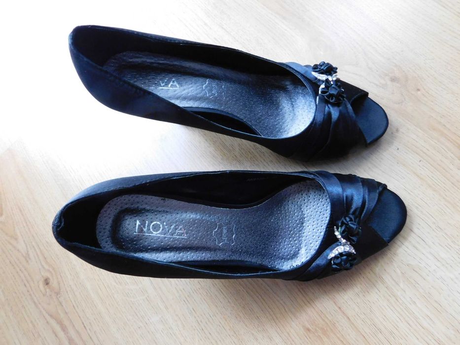 NOVA buty czarne szpilki 39