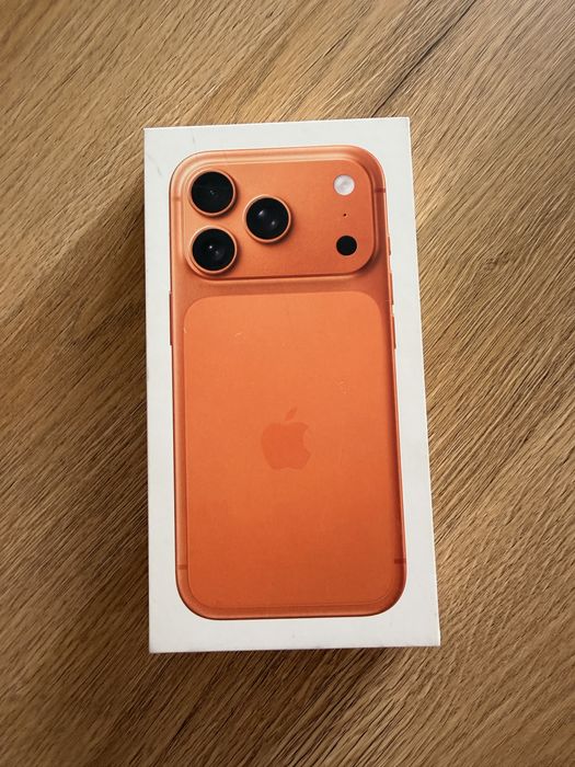 Iphone 17 pro 256g pomaranczowy