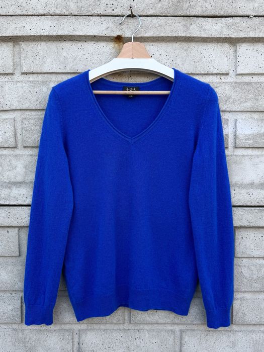 Niebieski kobaltowy kaszmirowy sweter w serek, 100% kaszmir, rozmiar M