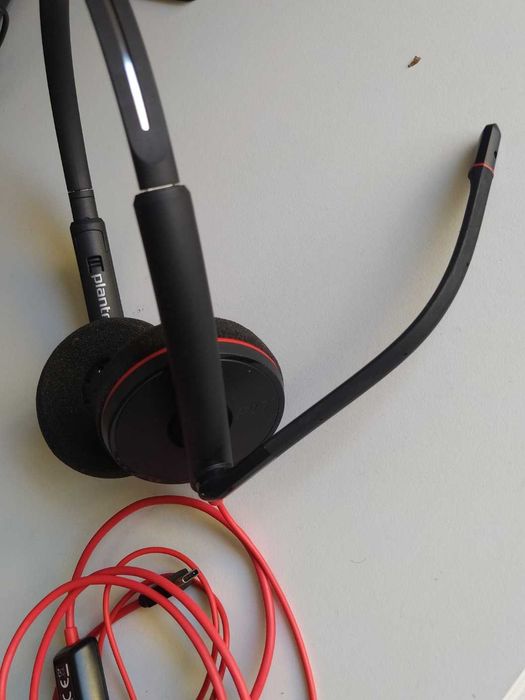 Plantronics Blackwire C3220 Headset com Microfone USB-C Preto em bom estado