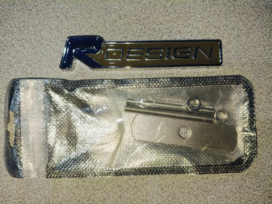 Emblemat r-design do Volvo  nowy