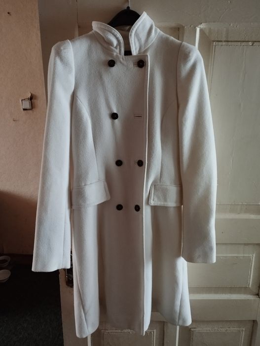 Продам пальто весна осінь